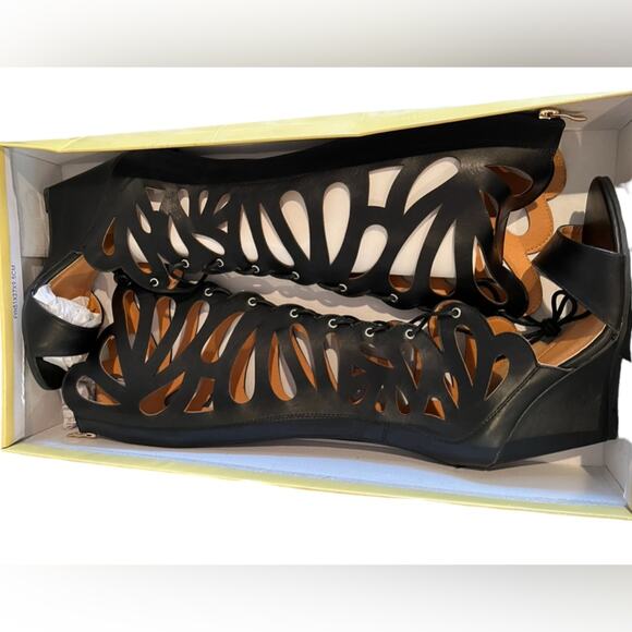 NEW Forever Gladiator Wedge Butterfly Tie Front Sandals Black Womens Sz 5.5 NIB - Picture 9 of 15